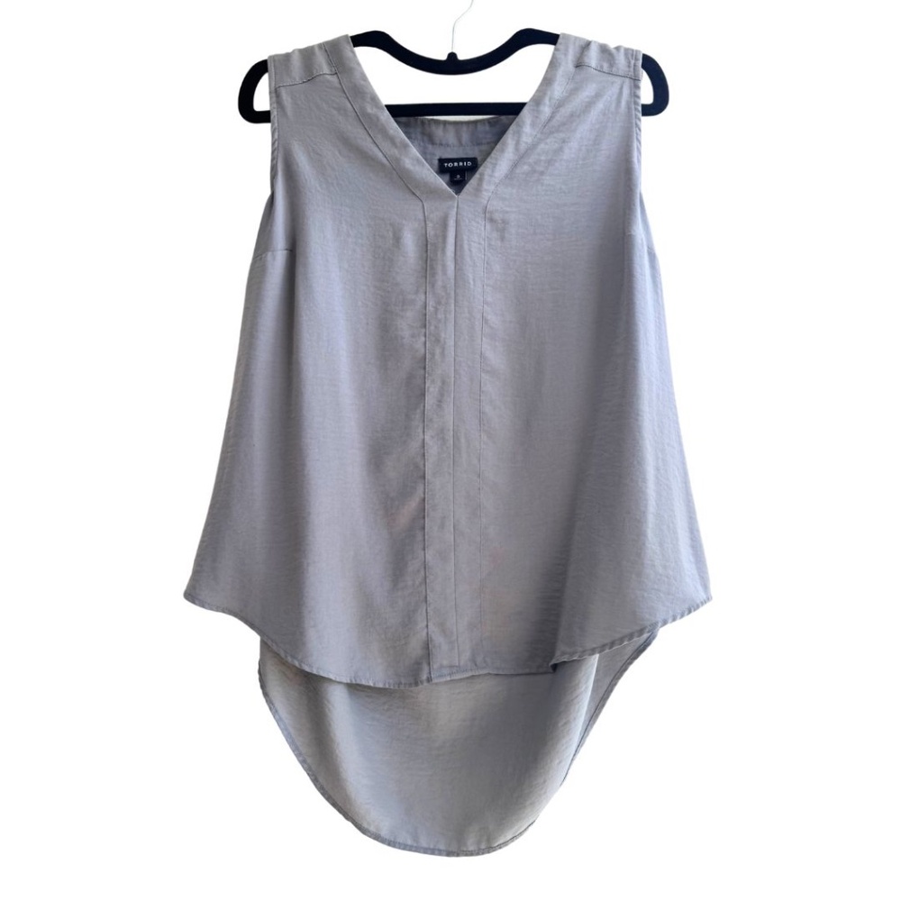 Torrid Size 0 Gray/Silver Sleeveless Top